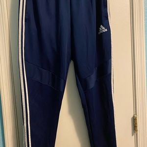 Adidas men pants , size L blue and white brand new